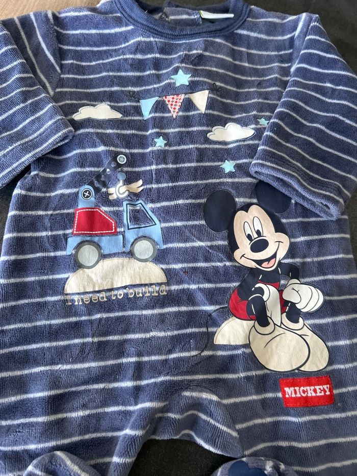 Pyjama - photo numéro 2