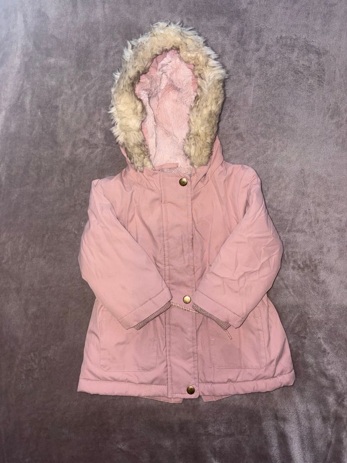 Lot de deux manteaux d’hiver 12 mois pour jumelles. - photo numéro 3