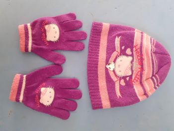 Bonnet et gants Hello Kitty