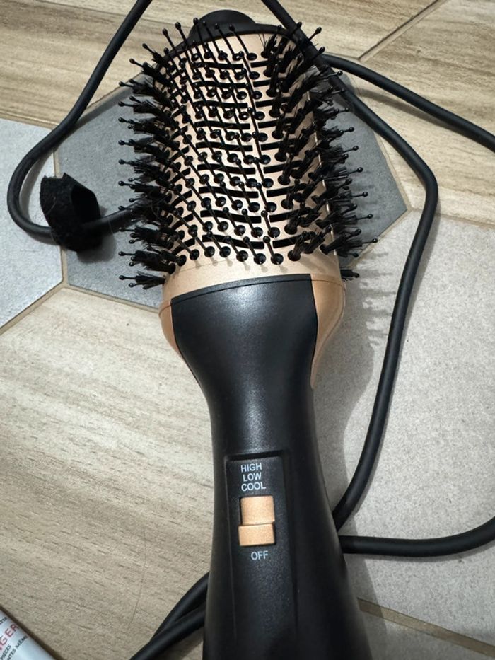 Brosse soufflante 4 en 1 - photo numéro 2