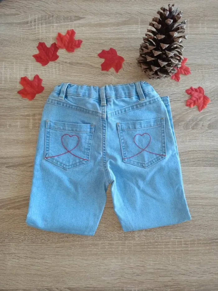 Jeans, 5 ans - photo numéro 2