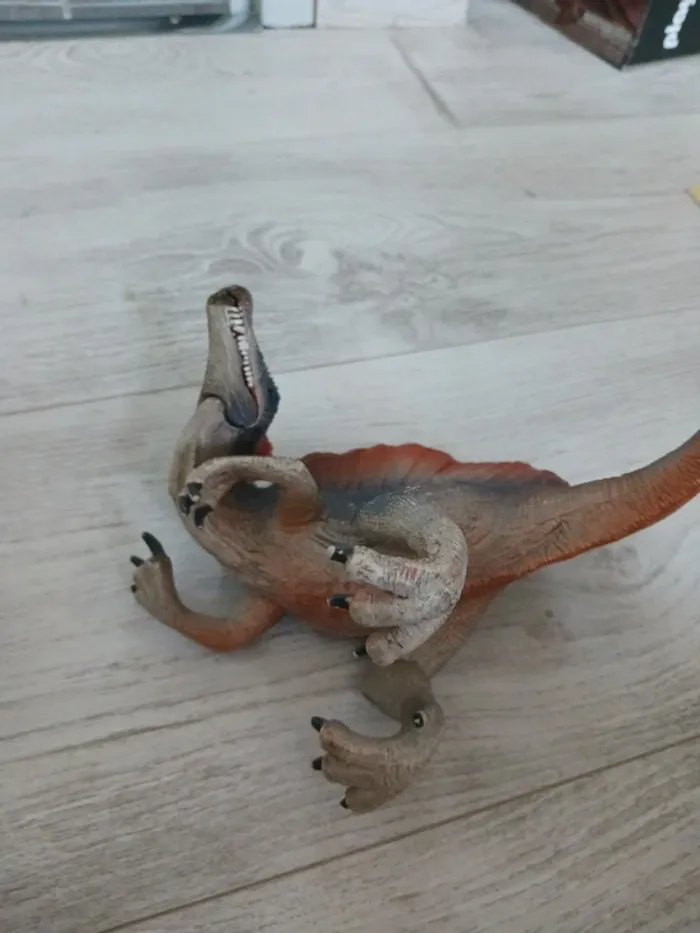 Spinosaure Schleich - photo numéro 3
