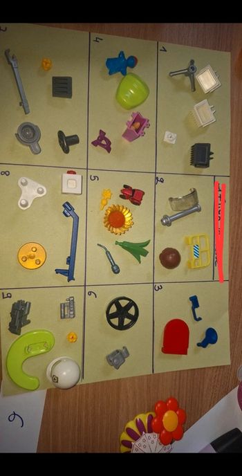 Lot de pleins de playmobil divers accessoires