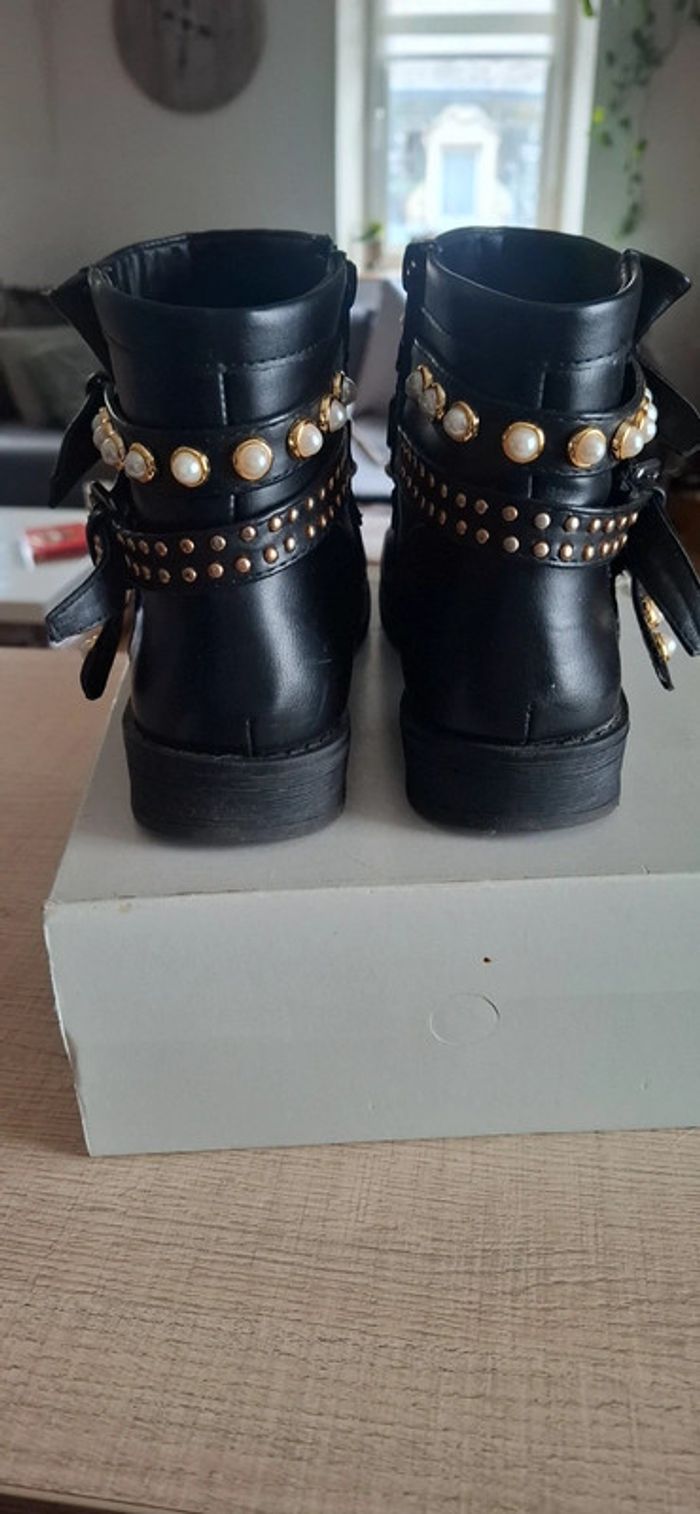 Bottines noires cuir clous dorés strass "Miss Liberto" - photo numéro 8