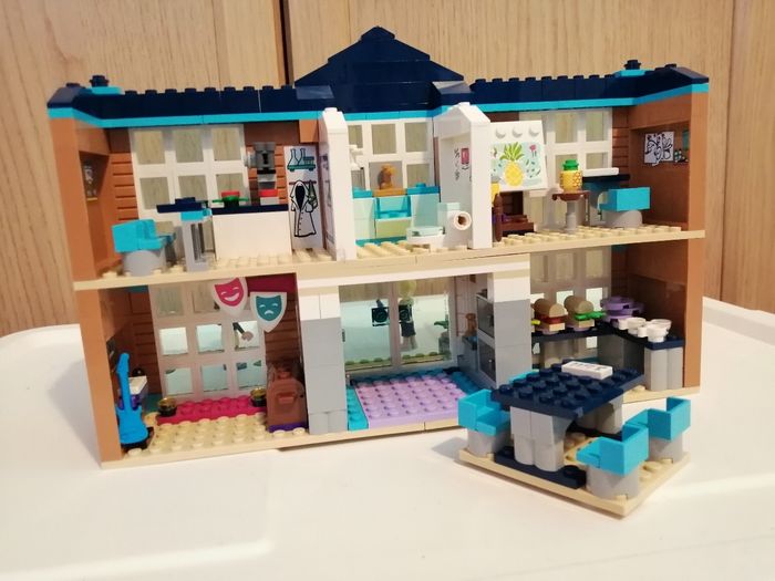 Lego friends 41682 École d'Heartlake City - photo numéro 2