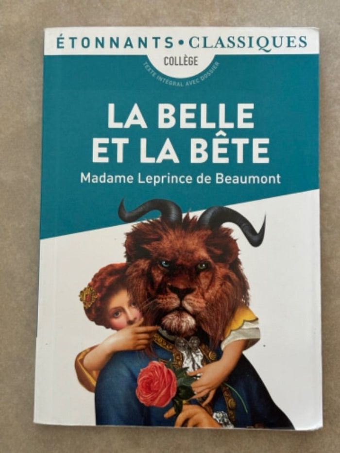 Livre étonnants classiques la belle et la bête