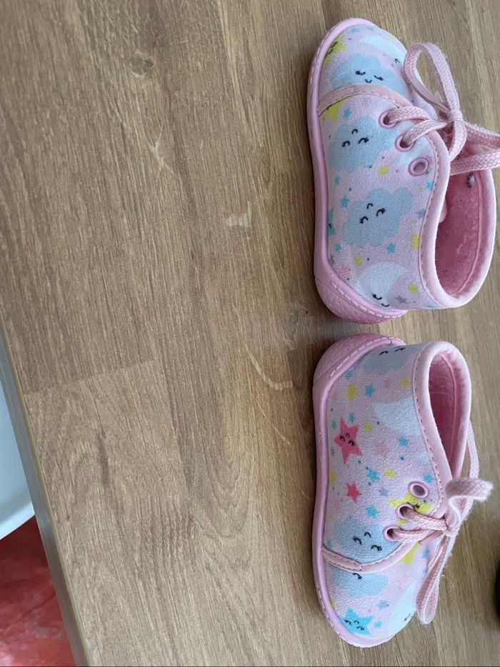 Chausson bébé taille 20 - comme neufs - photo numéro 2