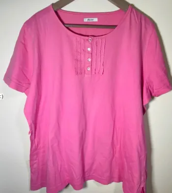 T shirt femme rose en coton taille 50 ou 52 / damart