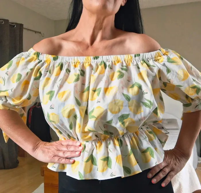 Top citrons et fleurs Jennyfer taille M - photo numéro 4