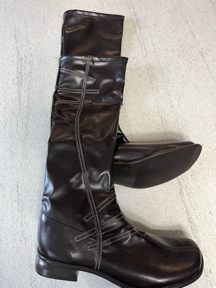 Bottes chaussettes neuves - photo numéro 4