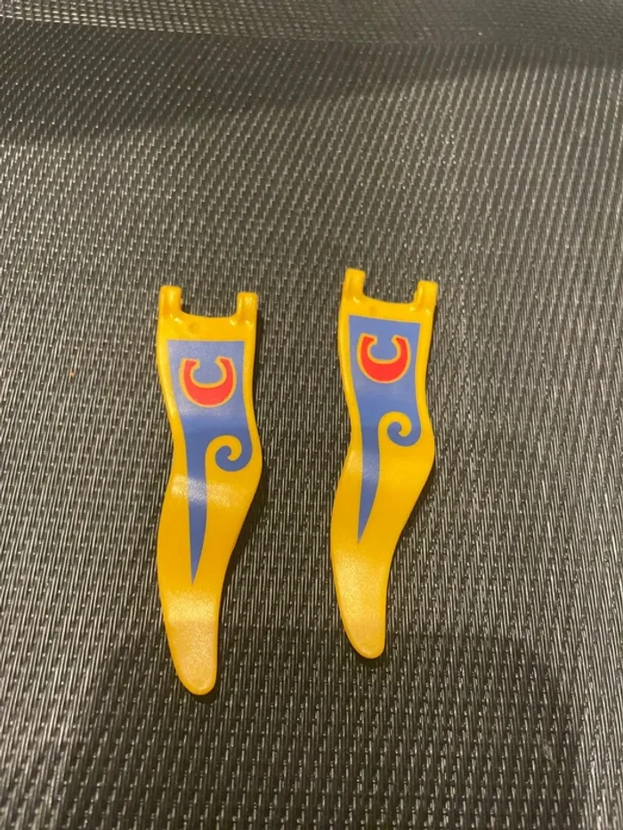 Playmobil lot 2 drapeaux bannières jaunes cirque 4230 pièces détachées - photo numéro 4