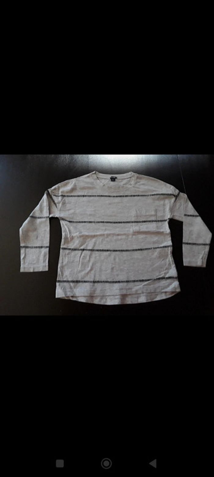 Lot hauts 6ans - photo numéro 3