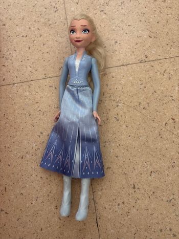 Poupée barbie Elsa la reine des neiges 2 