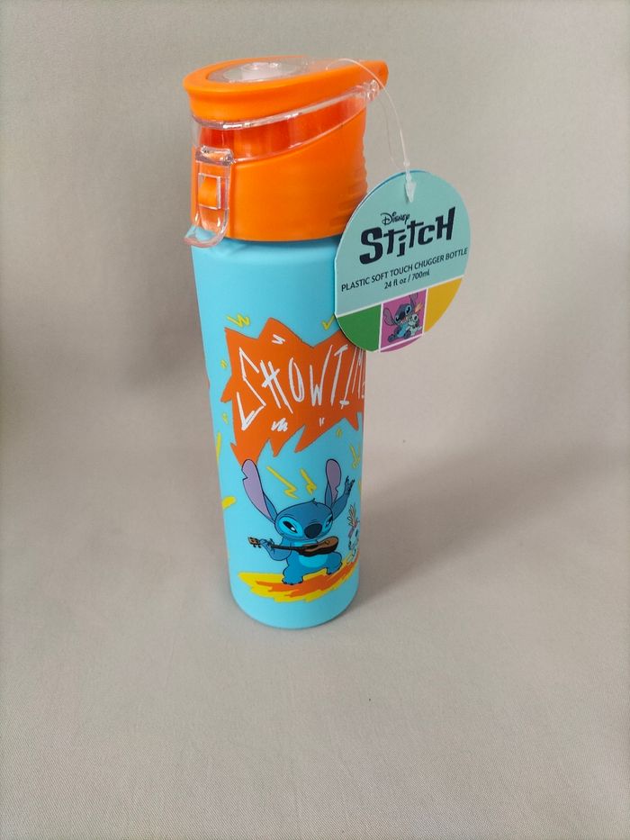 🩵 Gourde soft touch Stitch - 700ml - Disney - Neuve 🩵