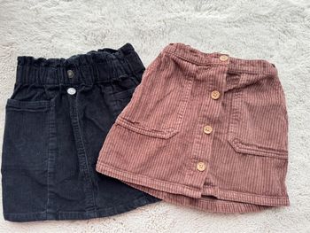 👗lot 2 jupes - fille - 6 ans - fashion private company - très bon état
