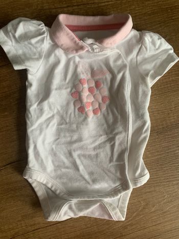 Body mc col Obaibi 1 mois parfait état