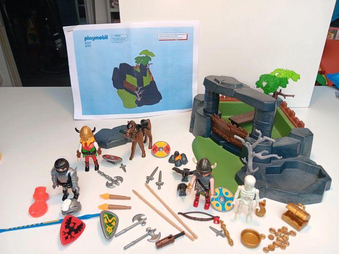 Lot figurines playmobil camp de Vikings