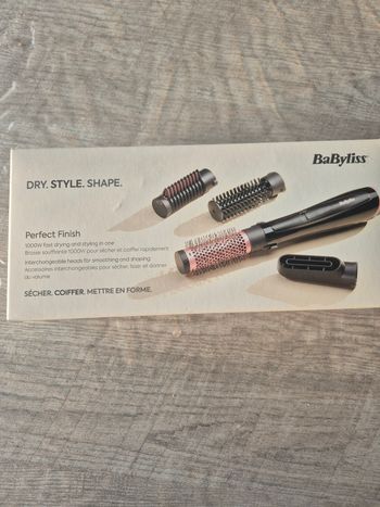 Brosse chauffante soufflante