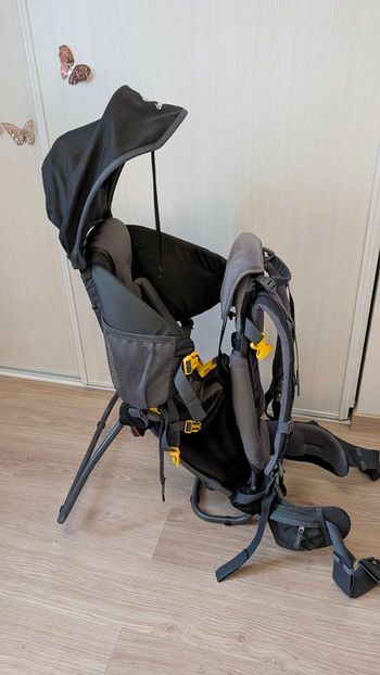 Porte bébé Deuter pour randonnées