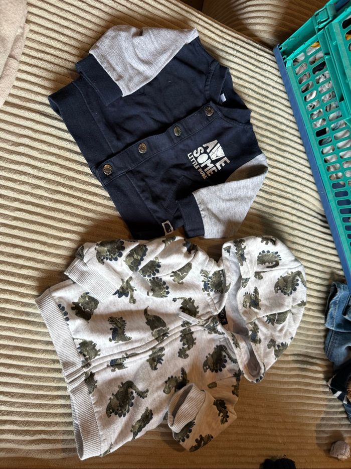 Lot 2 vestes 3 mois