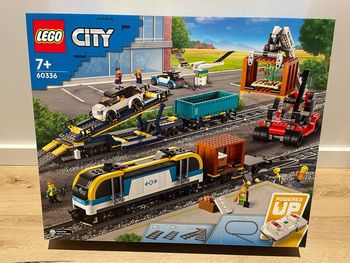 Lego City 60336 Le train de marchandises
