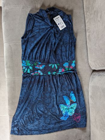 Très jolie robe Desigual neuve