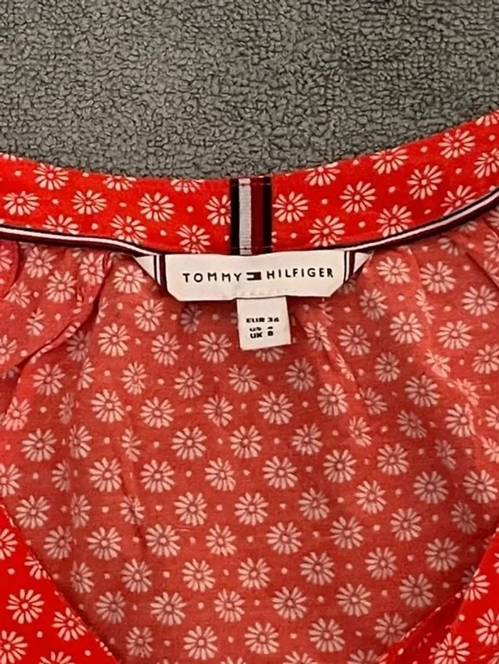 Blouse à encolure en V Tommy Hilfiger - photo numéro 2