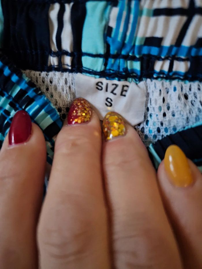 Short de bains taille S - photo numéro 8