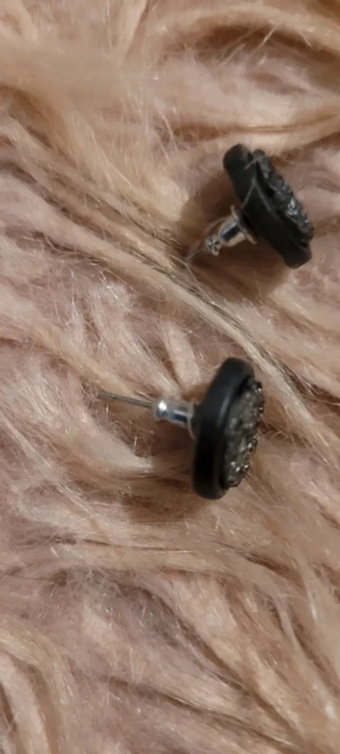 Boucles d'oreilles strass - photo numéro 2