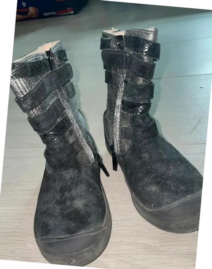 Bottines fille Taille 24 marque GBB - photo numéro 4