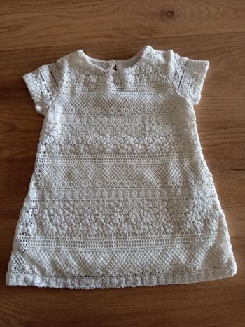 Robe dentelle/macramé blanche Zara 9/12 mois