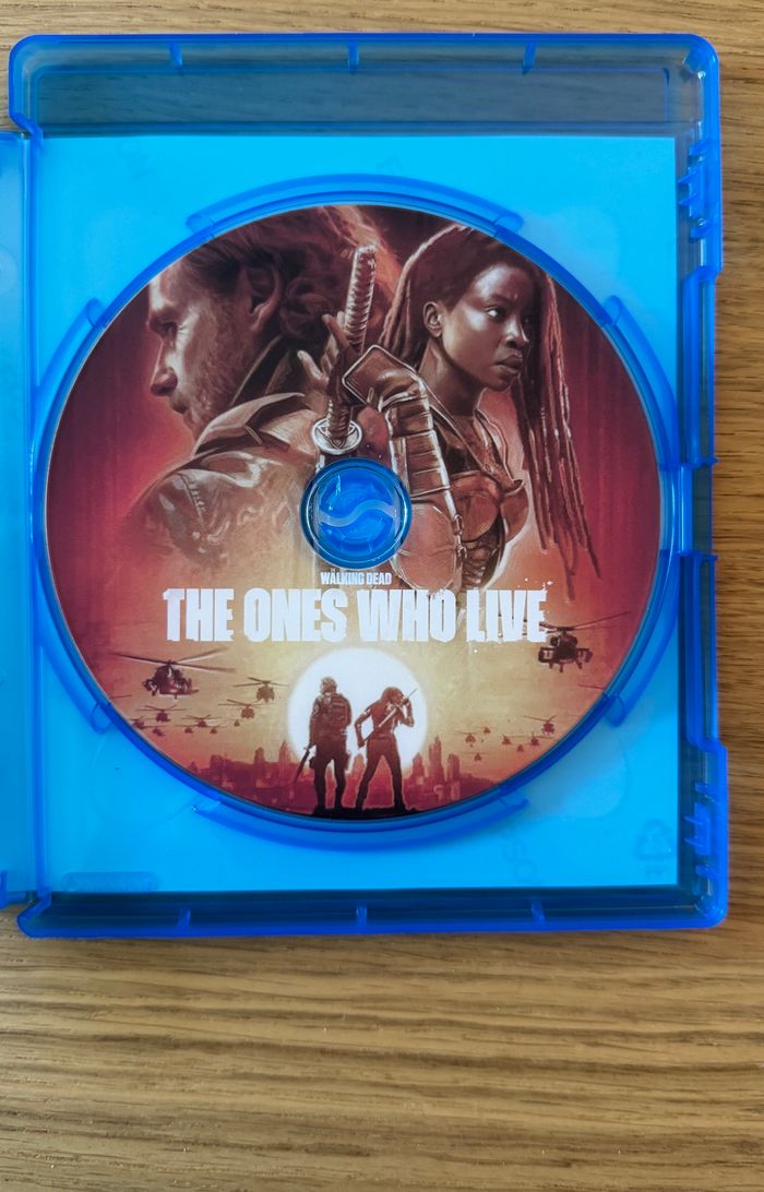 The Walking Dead: The Ones Who Live - Saison 1 Blu-ray - photo numéro 3