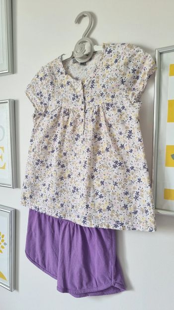Lot chemise, blouse légère lisa rose et short violet taille 4ans
