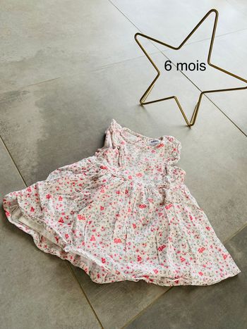 Robe fleurie 6 mois gémo