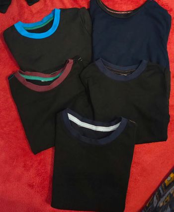 Tee-shirts m.courte T.3 ans