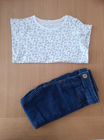  Ensemble haut Léopard + Jean Neuf 2-3 ans