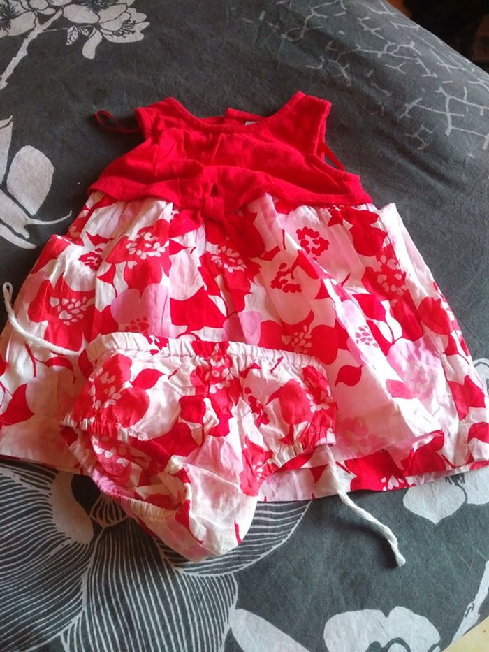 Robe + culotte taille 6 mois