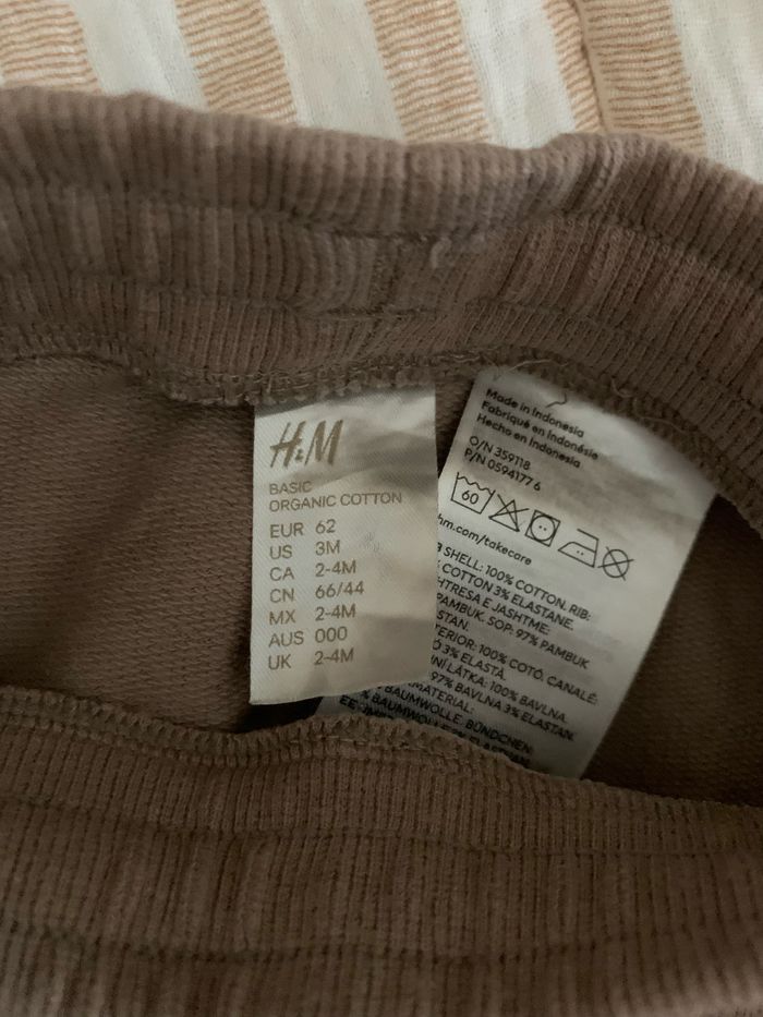 Lot pantalon de jogging - photo numéro 3