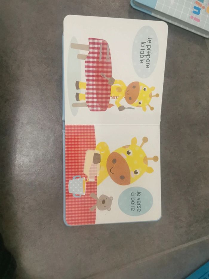Livre bébé A table ! - photo numéro 3