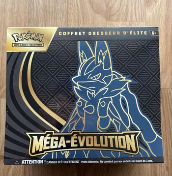 Coffret dresseur d’élite méga évolution etb me01 méga lucario