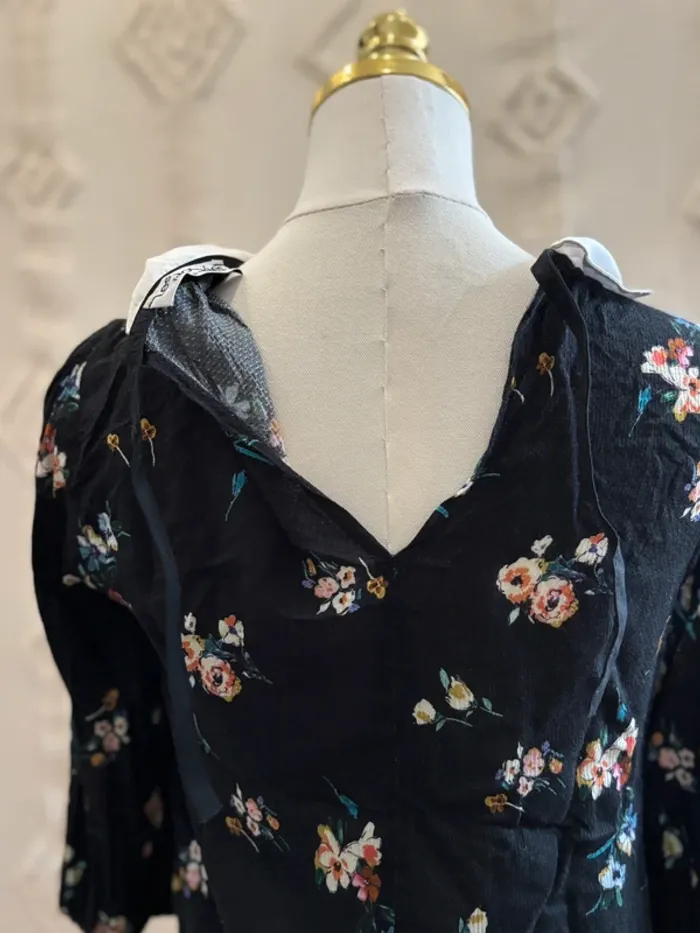 Blouse noire à fleurs col Claudine blanc – Les Poupées - photo numéro 7
