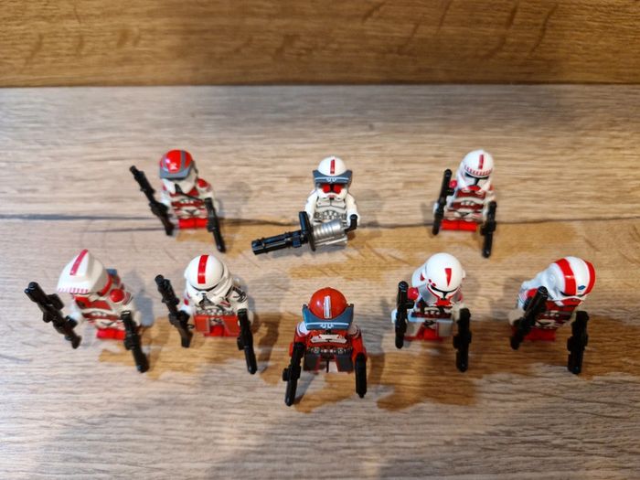 Figurines type lego Escouade de 8 clones de Coruscant dont le commandant Fox star wars - photo numéro 8