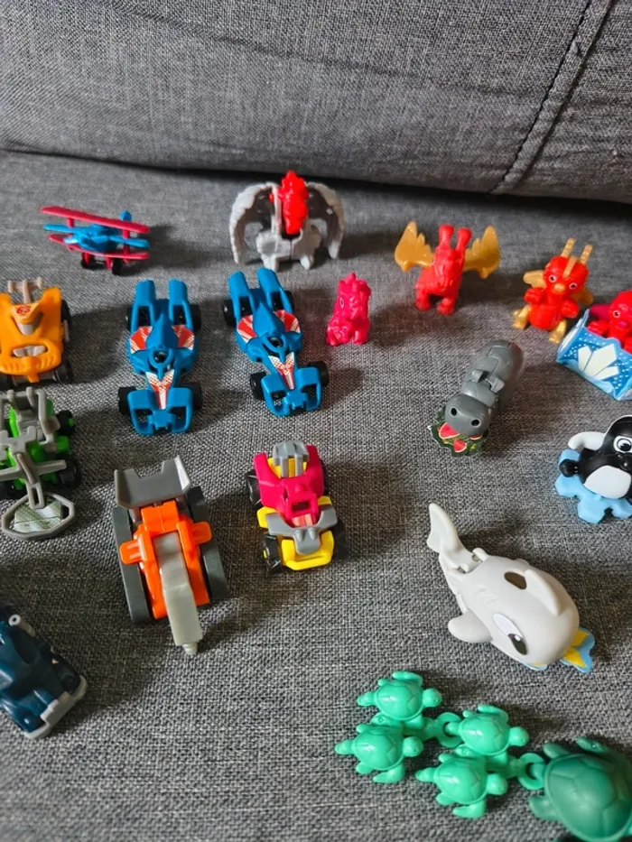 Lot de petits jouets Kinder surprise - photo numéro 4