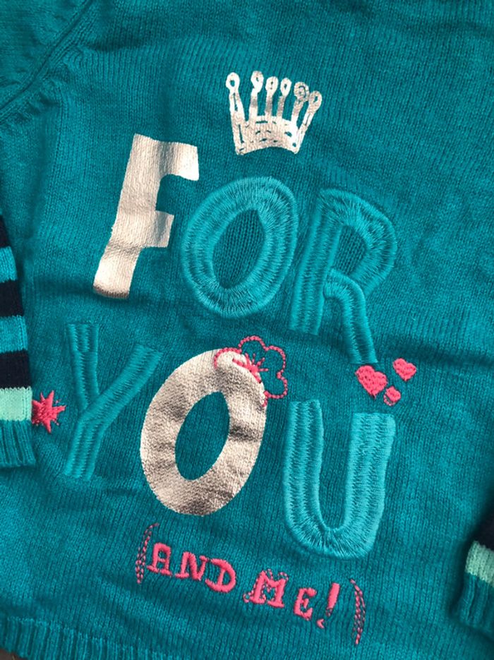 Pull en parfait état - photo numéro 2