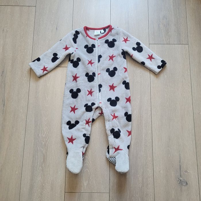Pyjama  gris Mickey. Garçon 18 mois. Marque Disney