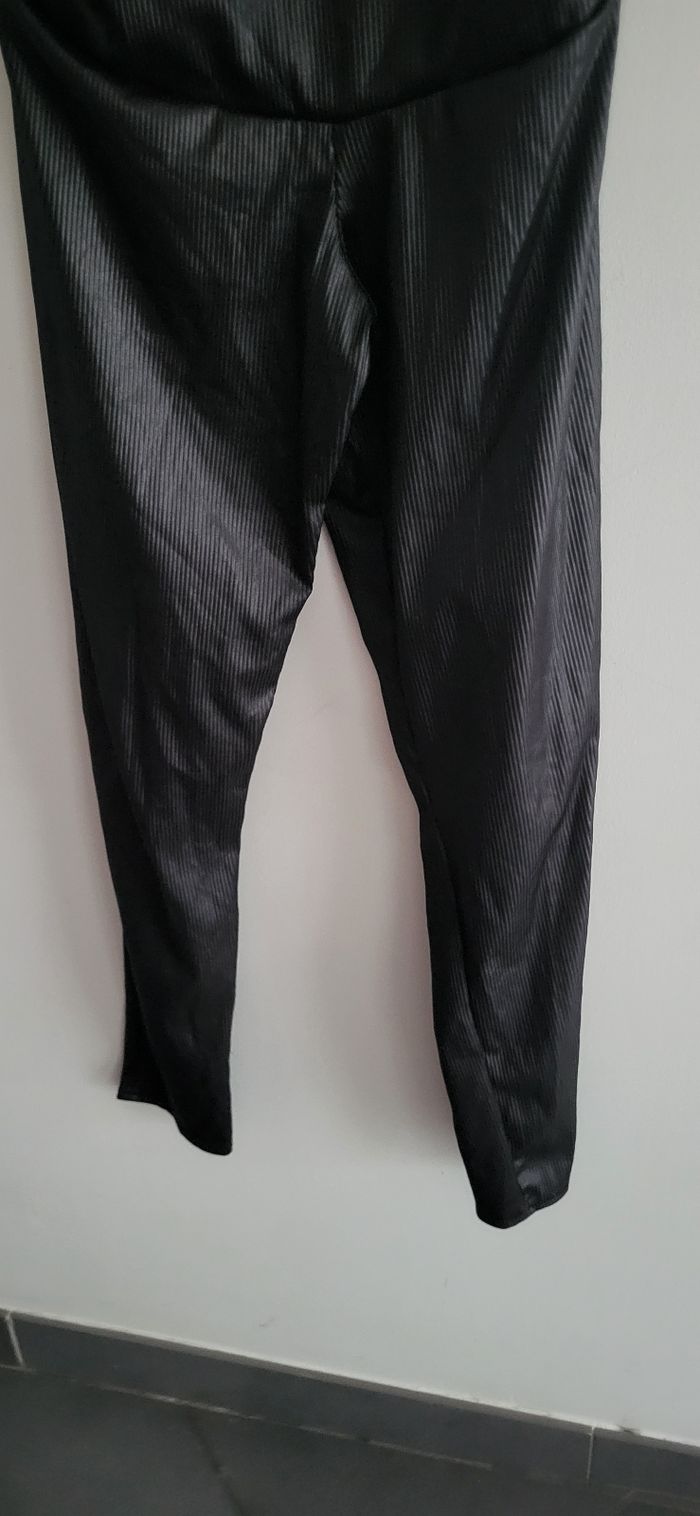 Leggings grossesse " Missguided" t 36 - photo numéro 3