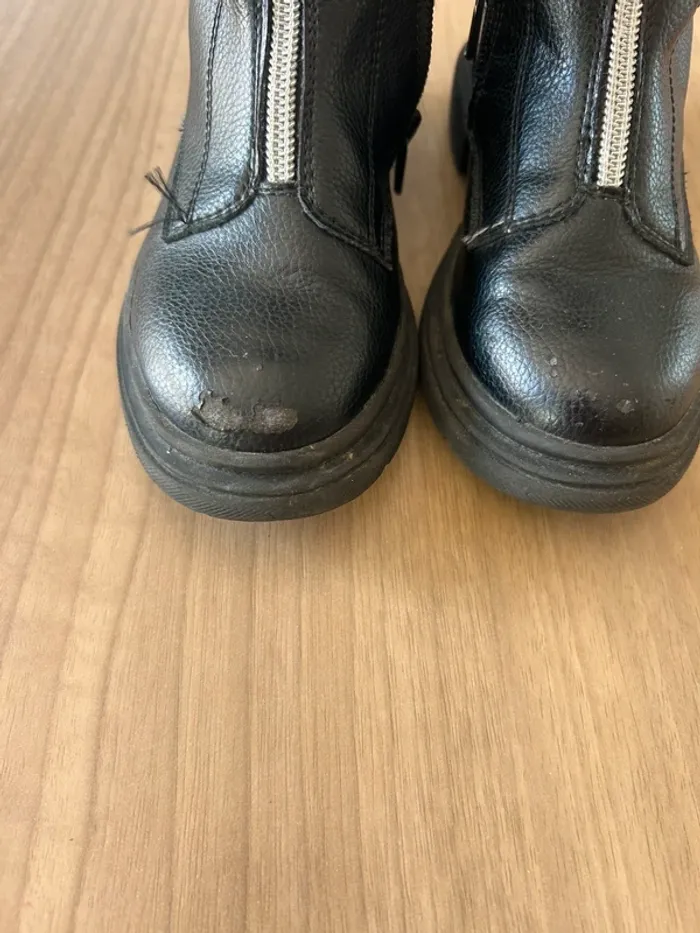 Bottines fille pointure 27 - photo numéro 2