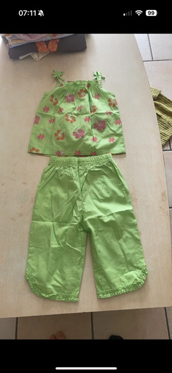 Ensemble vert taille 24 mois - photo numéro 2