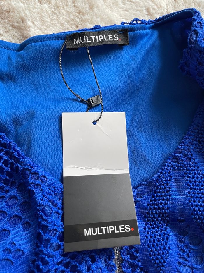 Robe en dentelle bleu vif – Taille 36/38 – Neuve avec étiquette - photo numéro 7