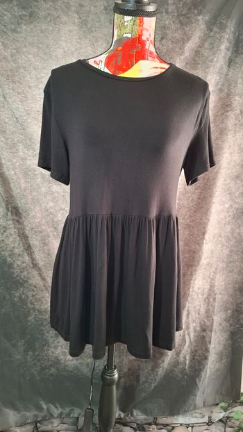 Robe courte badydoll noire Stradivarius